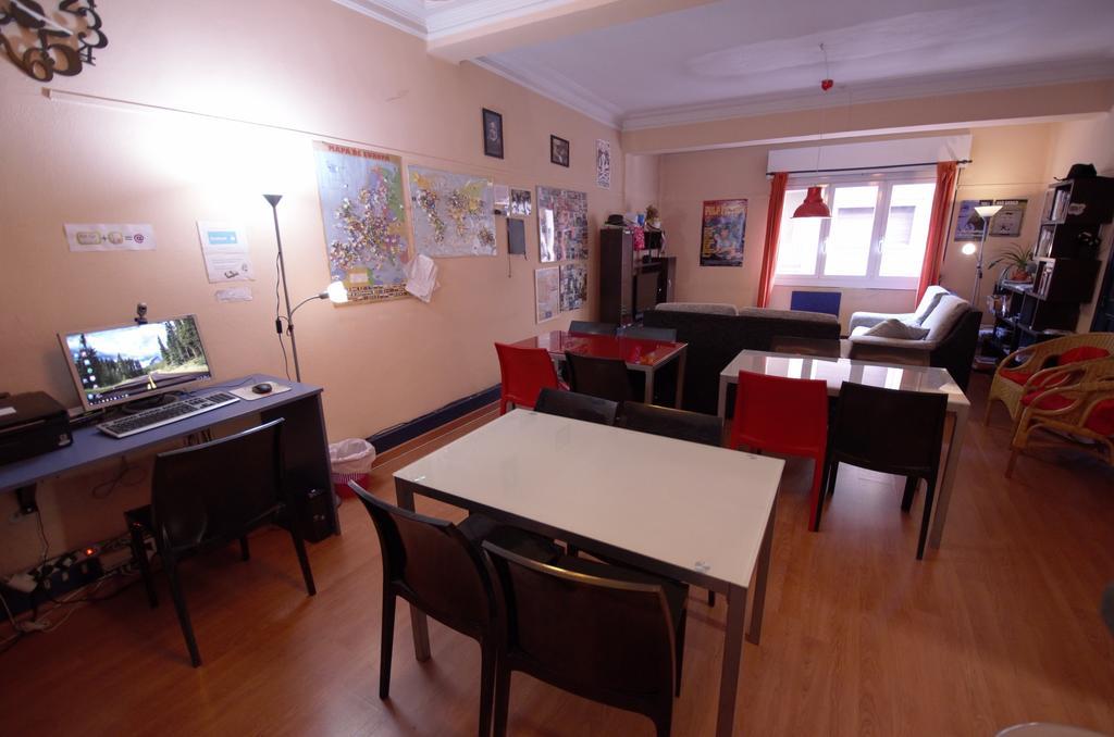 Hostel Hemingway Pamplona Luaran gambar
