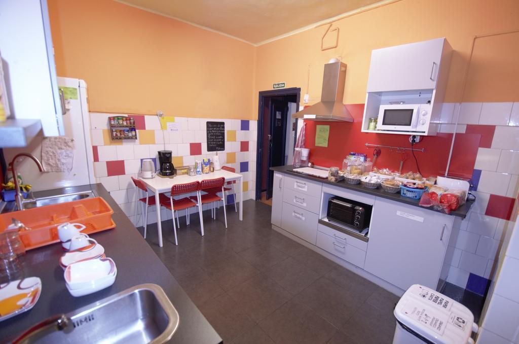 Hostel Hemingway Pamplona Luaran gambar