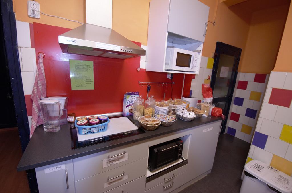Hostel Hemingway Pamplona Luaran gambar